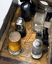 фото — Приёмник Эйслера