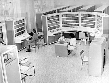 Фото БЭСМ-6 в Новсибирском ИТПМ