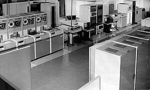 фото ЭВМ ПС-3000