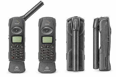 ИЛЛЮСТРАЦИЯ: терминал Iridium конца 1990-х годов (9500)